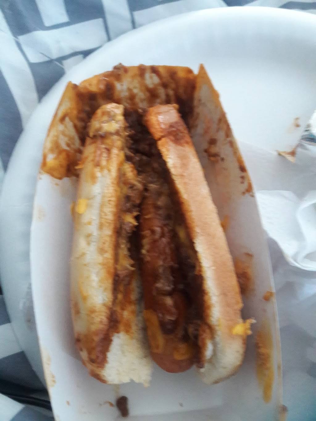 Sonic Drive-In | restaurant | 8040 Niles St, Bakersfield, CA 93306, USA | 6613669100 OR +1 661-366-9100