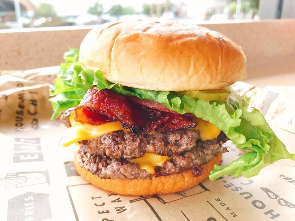 Wayback Burgers | restaurant | 4375 Clayton Rd, Concord, CA 94521, USA | 9258496636 OR +1 925-849-6636