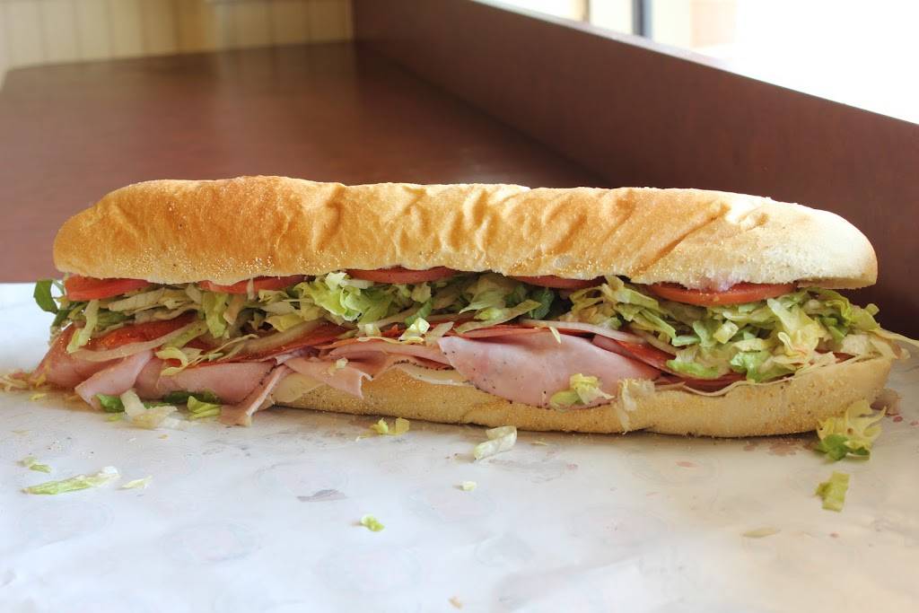 Jersey Mikes Subs | meal takeaway | 1624 Nixon Dr, Moorestown, NJ 08057, USA | 8566385041 OR +1 856-638-5041
