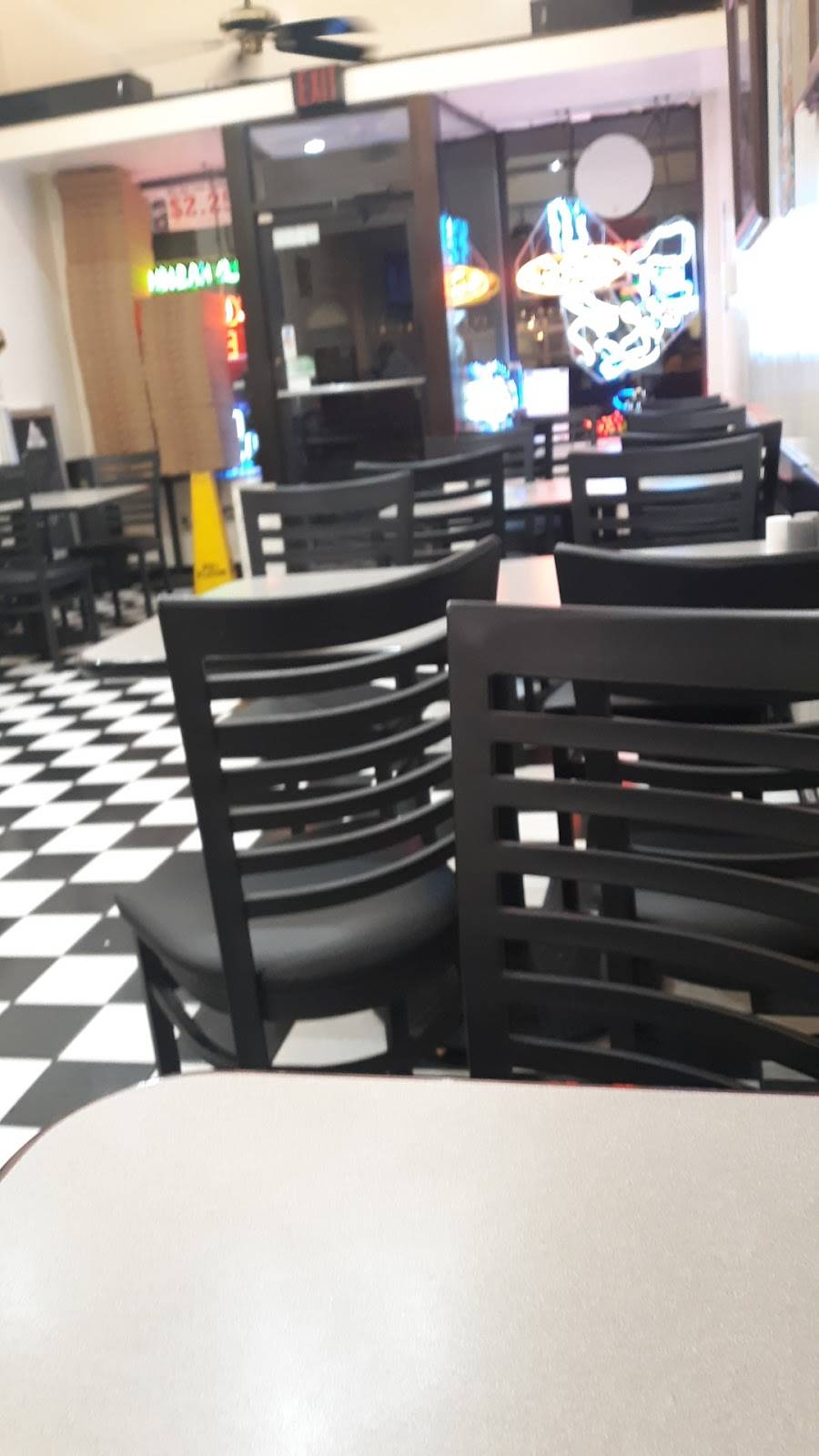 Grazianos Pizzeria | restaurant | 4109 Penn Ave, Pittsburgh, PA 15224, USA | 4126217790 OR +1 412-621-7790