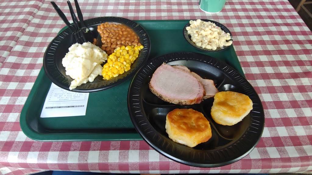 Miss Lillians Smoke House | restaurant | 2700 Dollywood Parks Blvd, Pigeon Forge, TN 37863, USA | 8003655996 OR +1 800-365-5996