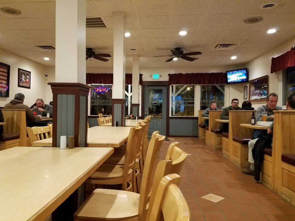 Tilton House of Pizza | restaurant | 298 Main St, Tilton, NH 03276, USA | 6032867181 OR +1 603-286-7181