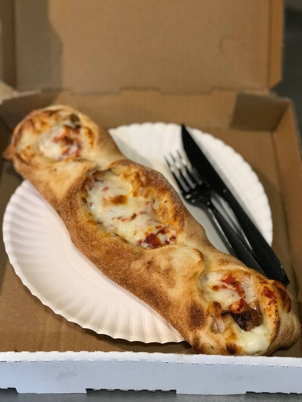 Bonellos New York Pizza | restaurant | 3613, 806 S Gaffey St, San Pedro, CA 90731, USA | 3108327544 OR +1 310-832-7544