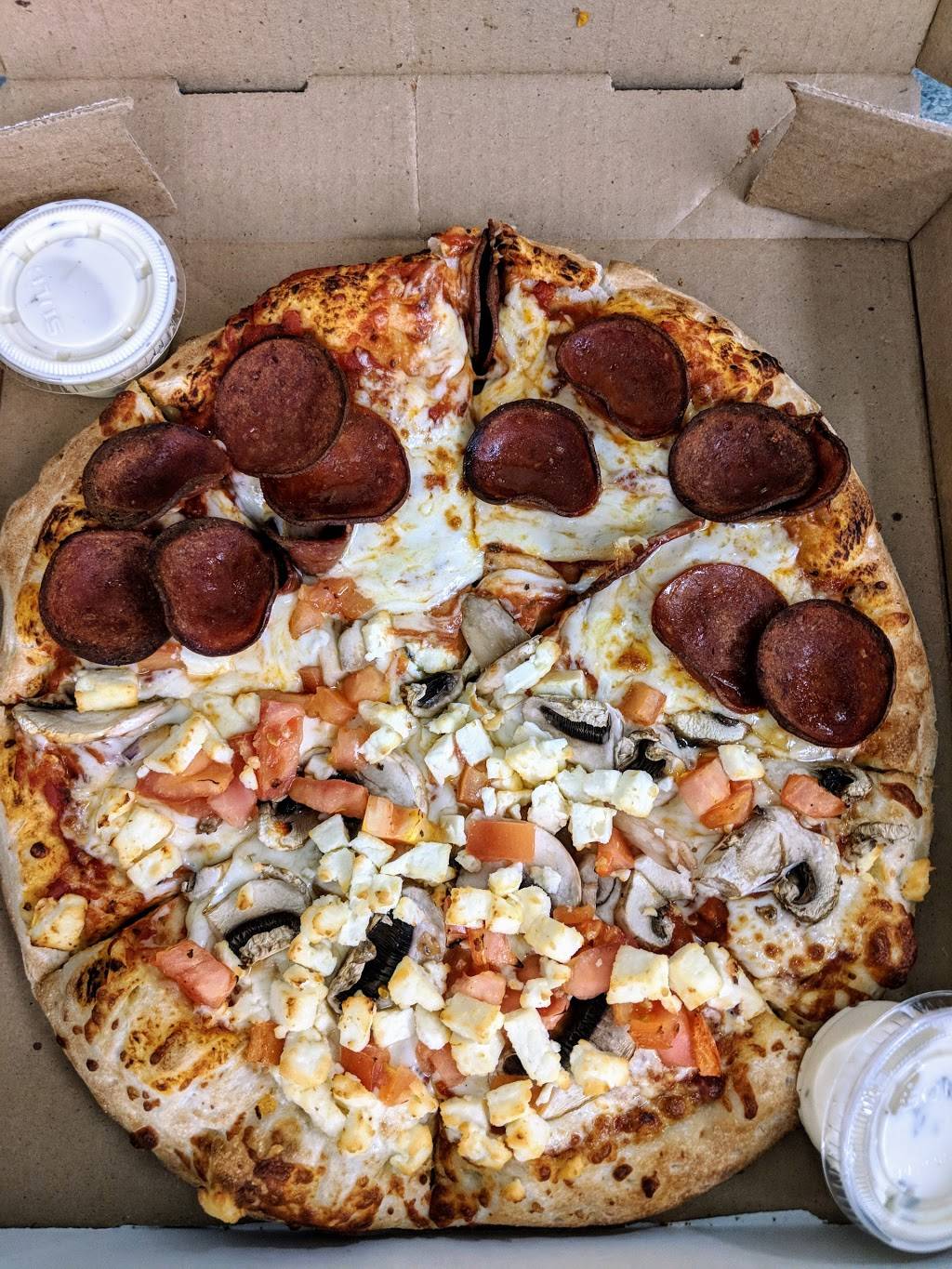 Romana Pizza & Wings | meal takeaway | 910 Queenston Rd, Stoney Creek, ON L8G 1B5, Canada | 9056629999 OR +1 905-662-9999