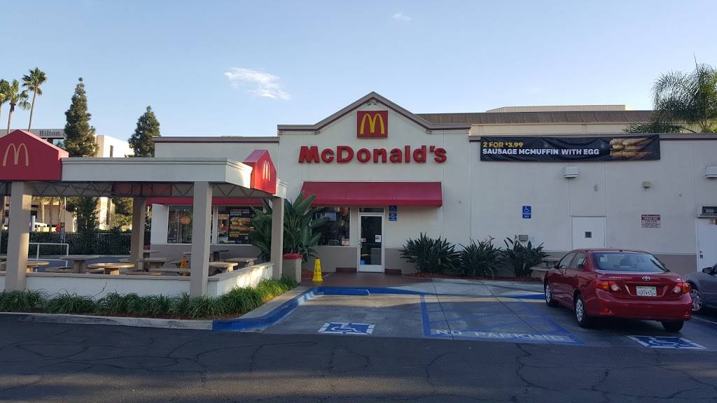 McDonalds | cafe | 3099 S Bristol St, Costa Mesa, CA 92626, USA | 7145401951 OR +1 714-540-1951