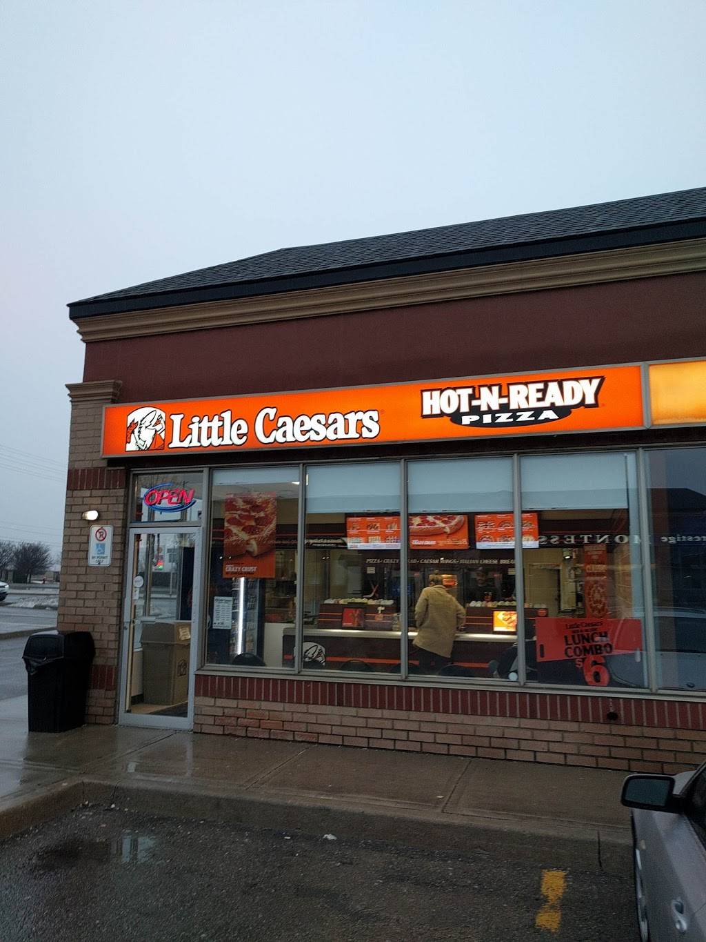 Little Caesars Pizza | meal takeaway | 2524 Third Line, Oakville, ON L6M 4Y7, Canada | 9058250199 OR +1 905-825-0199