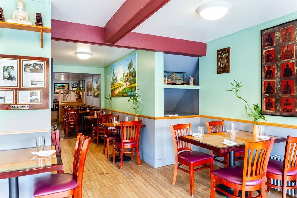 Angkor Wat Restaurant | restaurant | 61 Pleasant St, Woodstock, VT 05091, USA | 8024579029 OR +1 802-457-9029