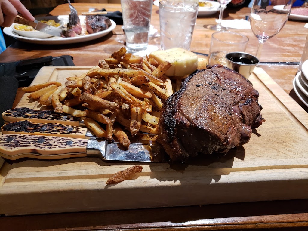 Does Eat Place Of Monroe | restaurant | 300 Washington St, Monroe, LA 71201, USA | 3187377169 OR +1 318-737-7169