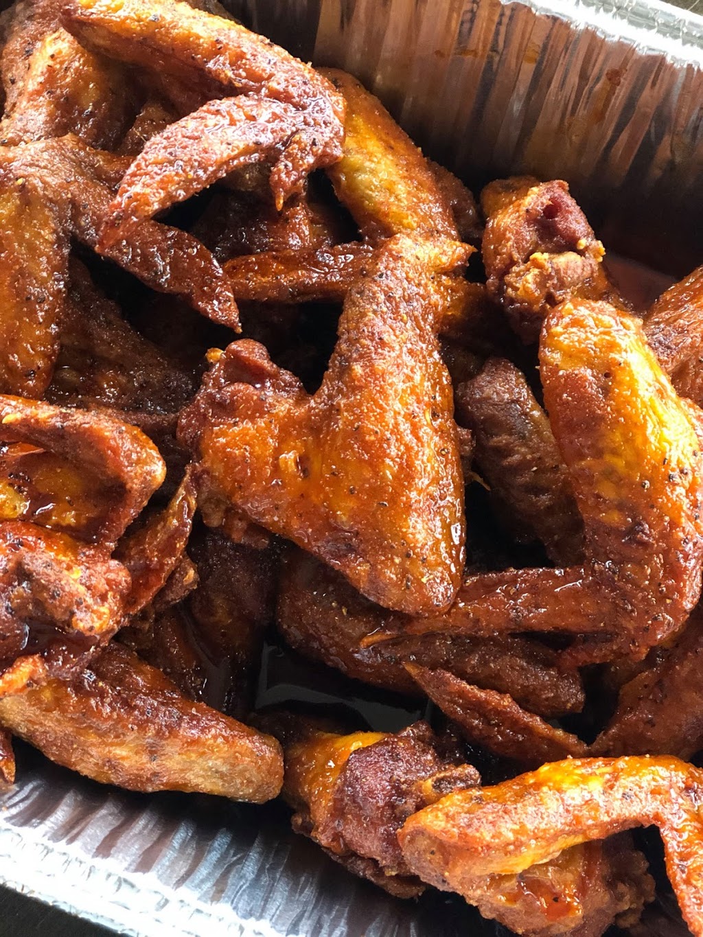 Big Wings | restaurant | 153 E Wisconsin Ave, Oconomowoc, WI 53066, USA | 2623548070 OR +1 262-354-8070