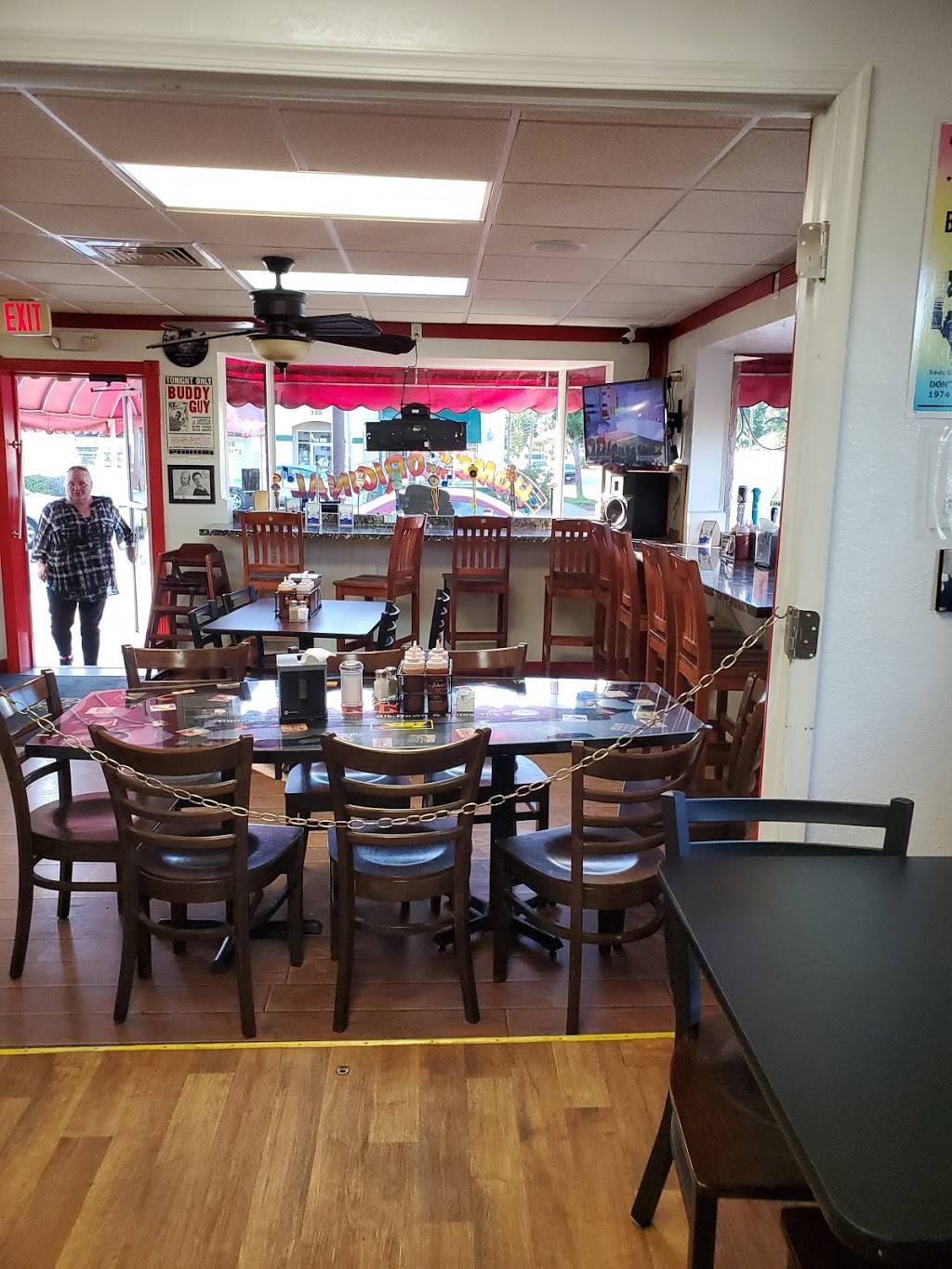 Big Johns Rockin BBQ | restaurant | 324 Broadway, Kissimmee, FL 34741, USA | 4074837770 OR +1 407-483-7770