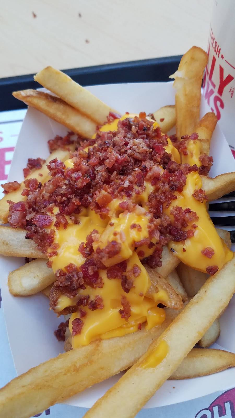 Charleys Philly Steaks | restaurant | 27500 Novi Rd Ste FC107, Novi, MI 48377, USA | 2484499630 OR +1 248-449-9630