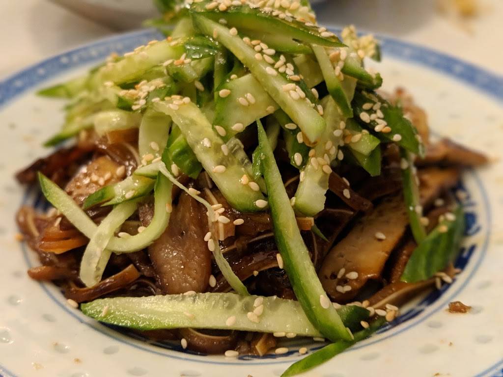 Chop Chop | restaurant | 771 Dundas St W, Toronto, ON M6J 1T9, Canada | 4168428277 OR +1 416-842-8277