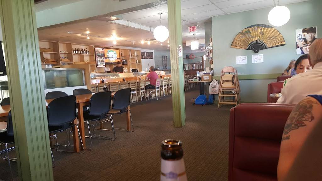 Young Sushi | restaurant | 4062 Bonita Rd, Bonita, CA 91902, USA | 6194704700 OR +1 619-470-4700