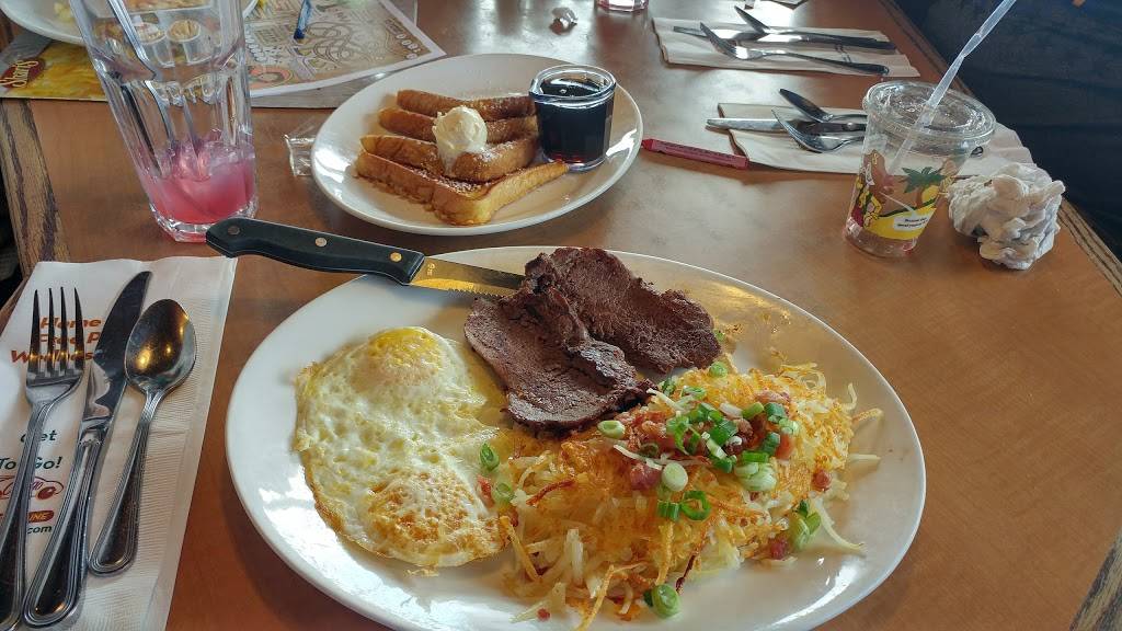 Sharis Cafe and Pies | bakery | 1200 NE Baker St, McMinnville, OR 97128, USA | 5034720561 OR +1 503-472-0561