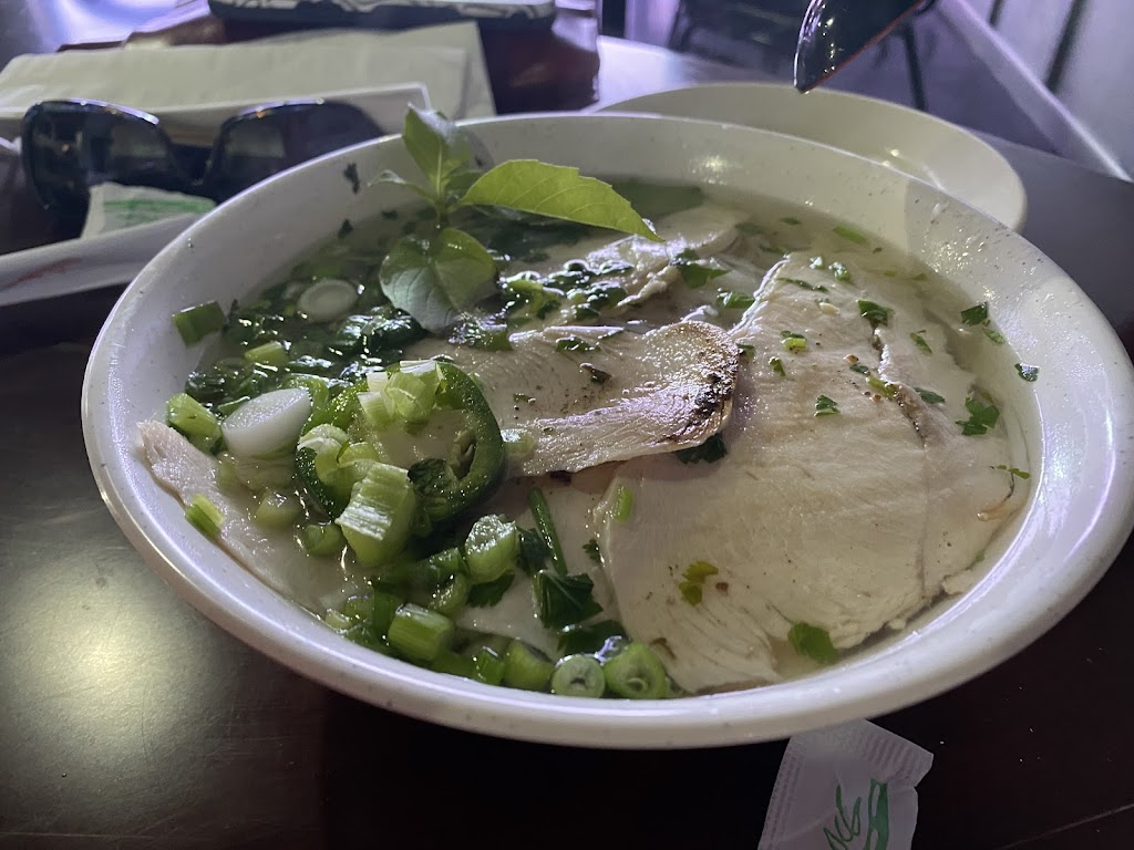 Avas Bistro | meal takeaway | 3202 Marina Bay Dr Suite L, League City, TX 77573, USA | 2815326163 OR +1 281-532-6163