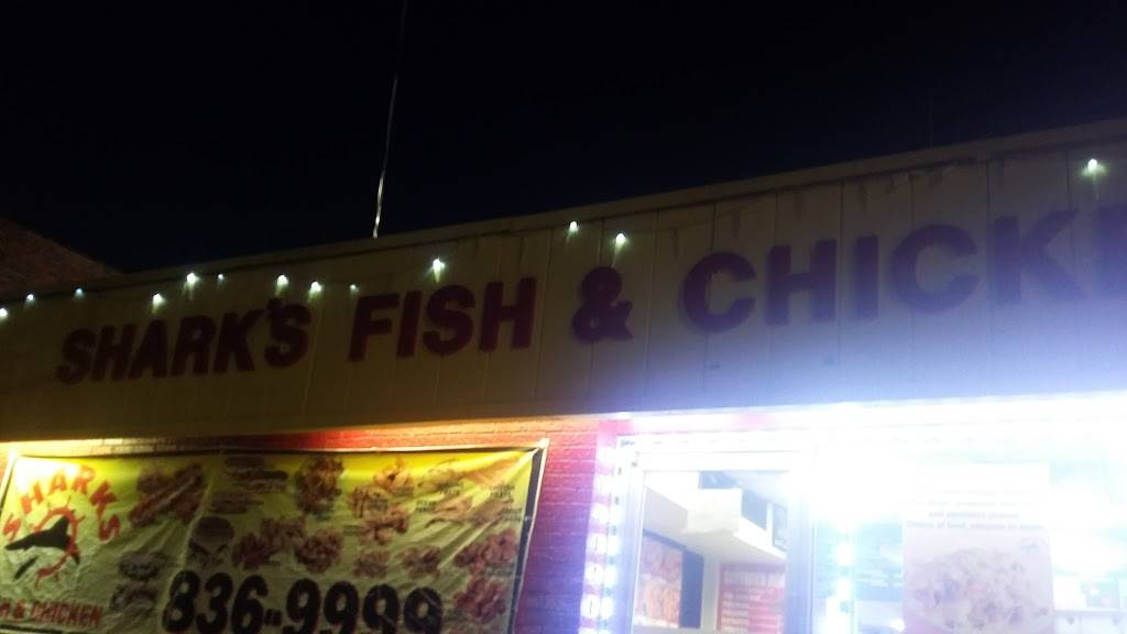 Sharks Fish & Chicken | restaurant | 7700 1st Ave N, Birmingham, AL 35206, USA | 2058369999 OR +1 205-836-9999