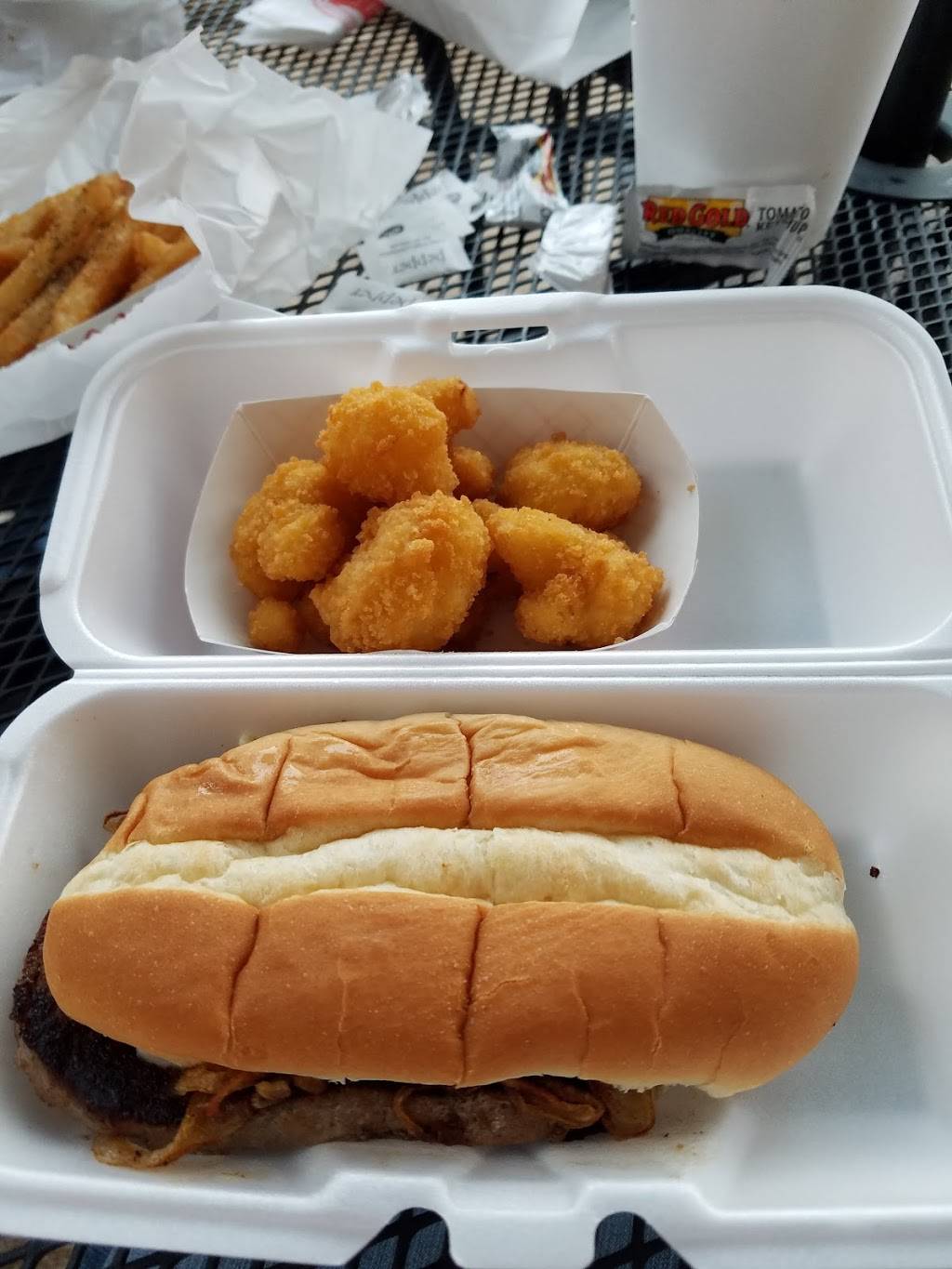 The Malt Shop | restaurant | 2783, 1751 Smizer Station Rd, Fenton, MO 63026, USA | 6368252121 OR +1 636-825-2121