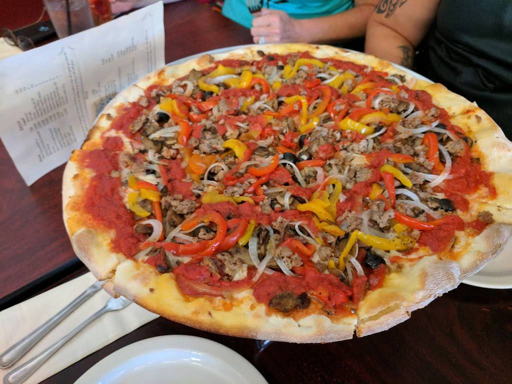 Best Pies Pizzeria & Restaurant | restaurant | 10068 Donner Pass Rd, Truckee, CA 96161, USA | 5305821111 OR +1 530-582-1111