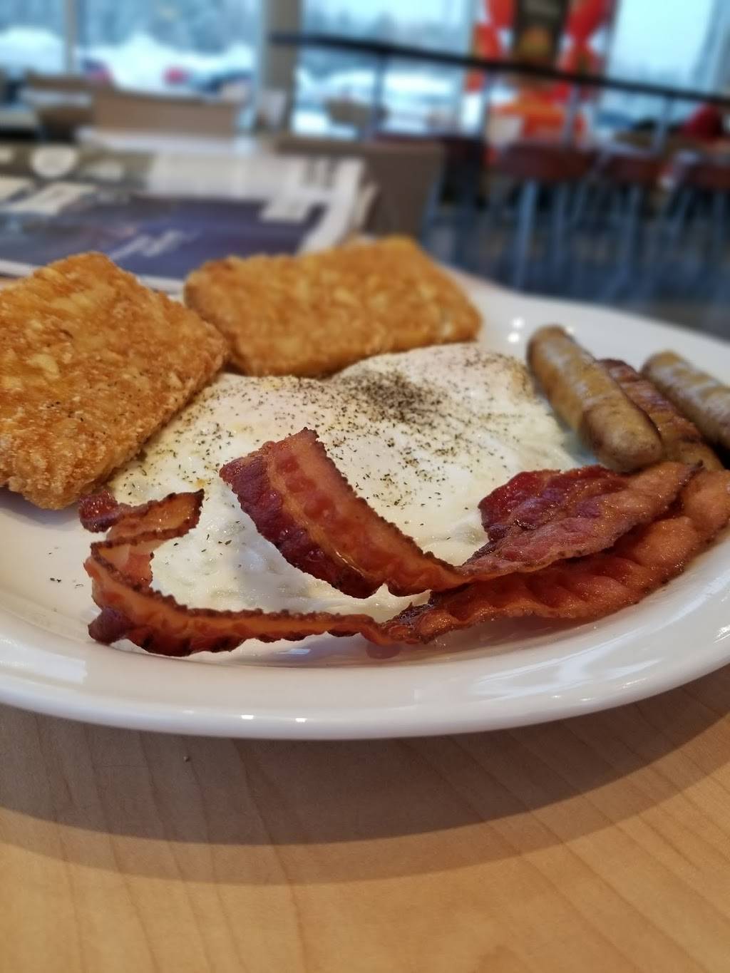 A&W Canada | restaurant | 2030 Avenue Industrielle, Québec, QC G3K 1L7, Canada | 4188451611 OR +1 418-845-1611