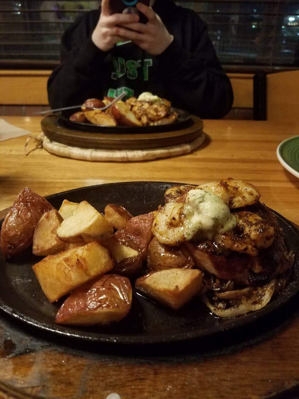 Applebees Grill + Bar | restaurant | 1701 McFarland Blvd E Suite 187, Tuscaloosa, AL 35404, USA | 2056330900 OR +1 205-633-0900