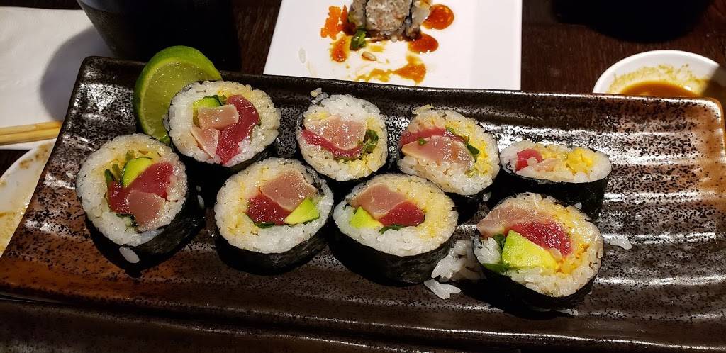 SushiMe Rolln | restaurant | 2686 E. Garvey Ave., S, West Covina, CA 91791, USA | 6267891109 OR +1 626-789-1109