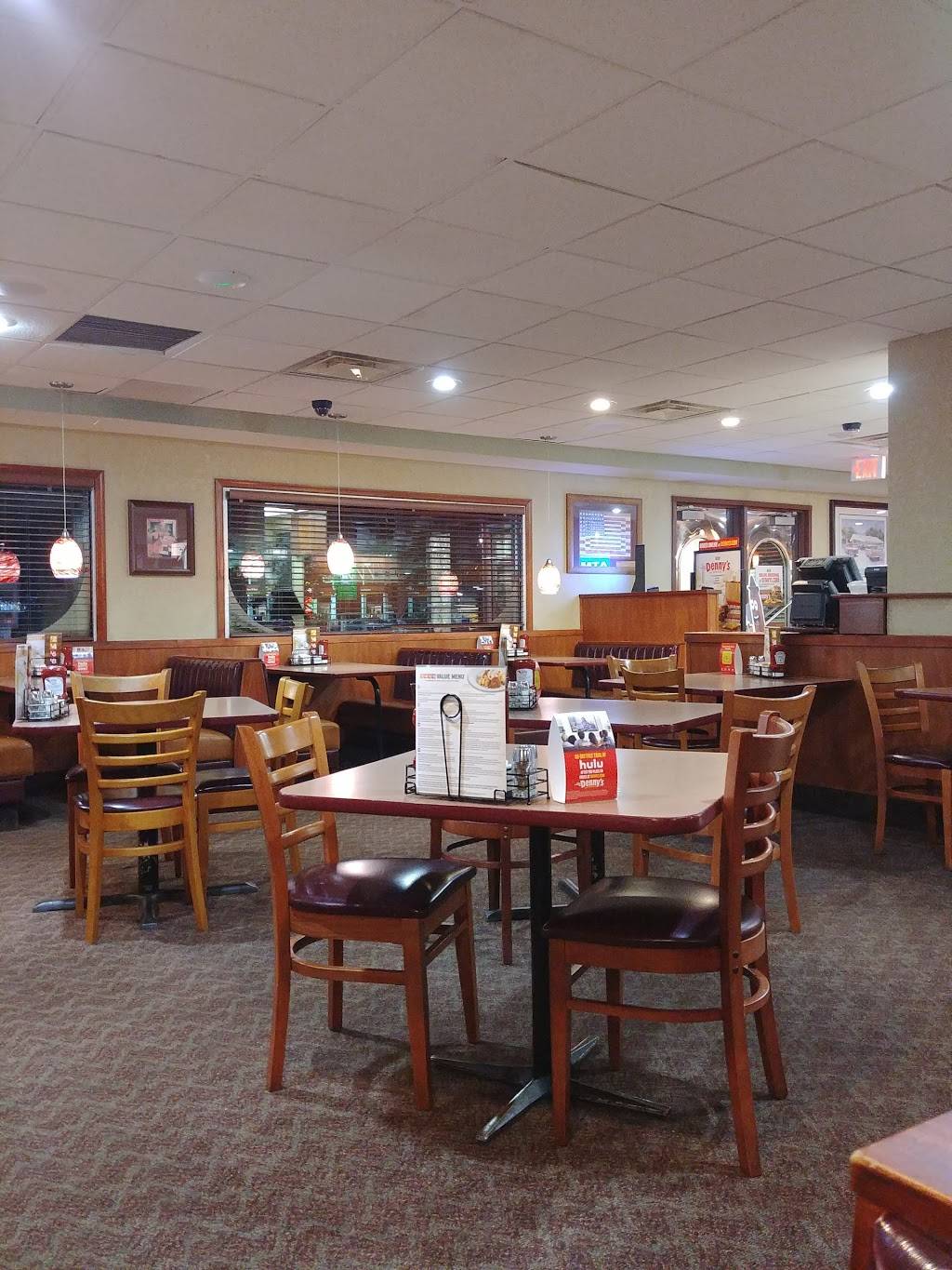 Dennys | restaurant | 11161 Research, The Plaza, Richmond, VA 23236, USA | 8043794213 OR +1 804-379-4213