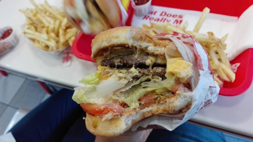 In-N-Out Burger | restaurant | 1810 Hamner Ave, Norco, CA 92860, USA | 8007861000 OR +1 800-786-1000