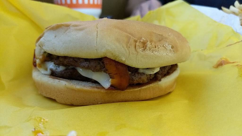 Whataburger | restaurant | 3160 SE Loop 820, Fort Worth, TX 76140, USA | 8175510576 OR +1 817-551-0576