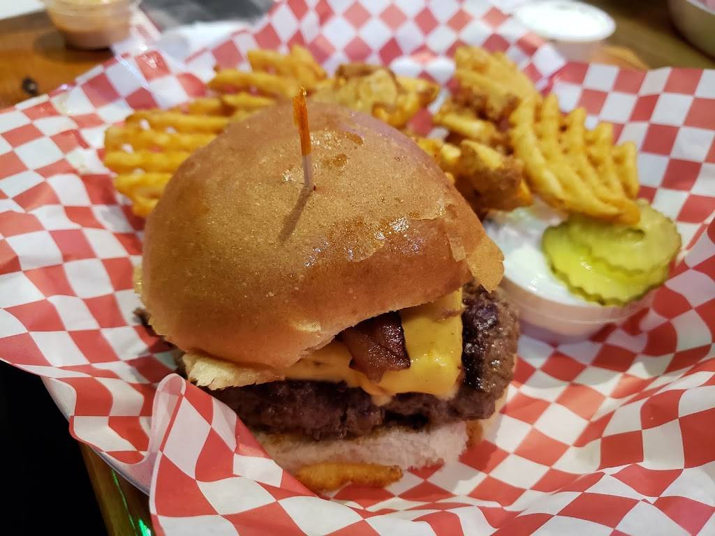 Kings Place | restaurant | 14460 240th St E, Hastings, MN 55033, USA | 6514371418 OR +1 651-437-1418