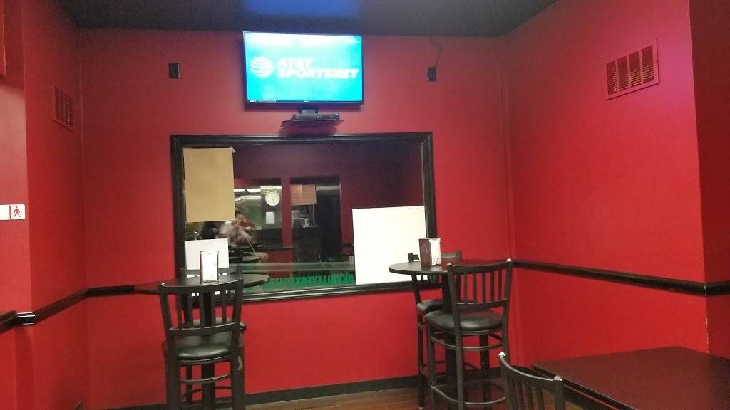 Foxs Pizza Den | restaurant | 407 E 6th Ave, Tarentum, PA 15084, USA | 7242246923 OR +1 724-224-6923