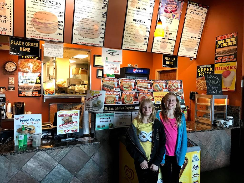Johnnys Red Hots | restaurant | 4931 IL-59, Naperville, IL 60564, USA | 6309042800 OR +1 630-904-2800