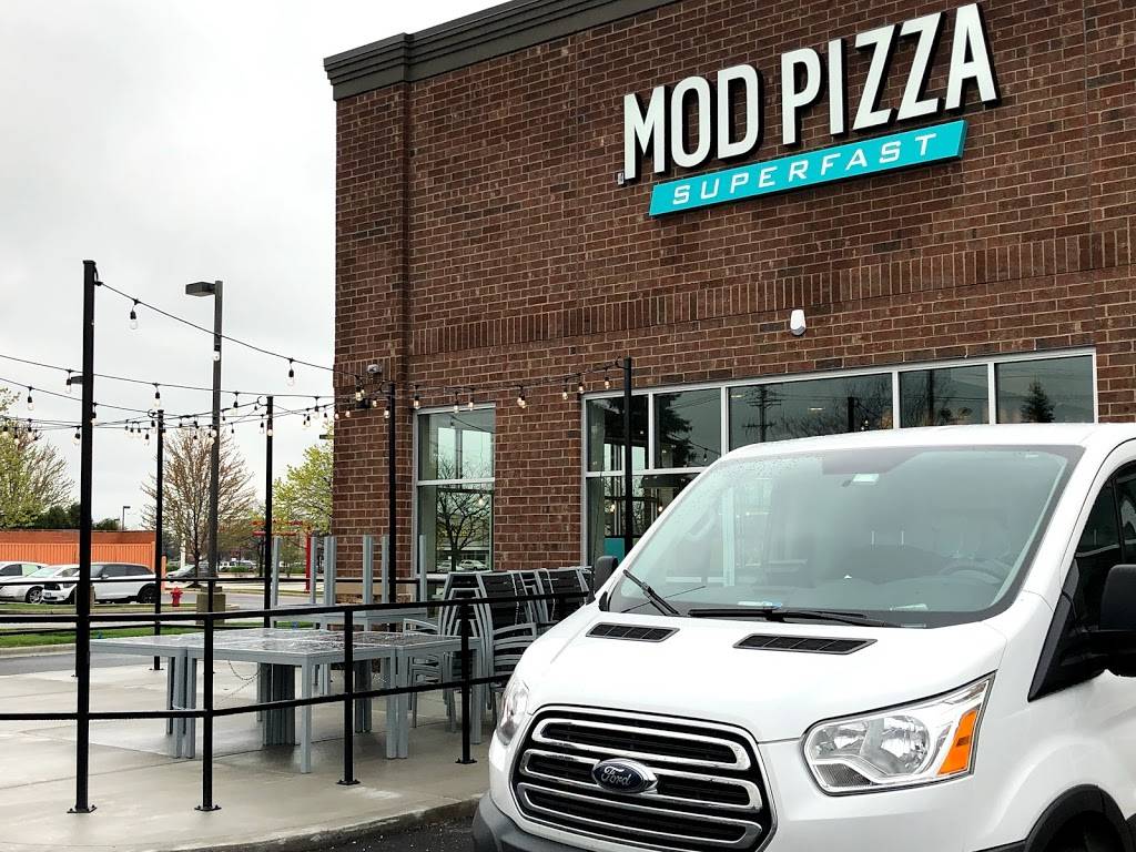 MOD Pizza | restaurant | 215 N Weber Rd, Bolingbrook, IL 60490, USA | 6304101013 OR +1 630-410-1013