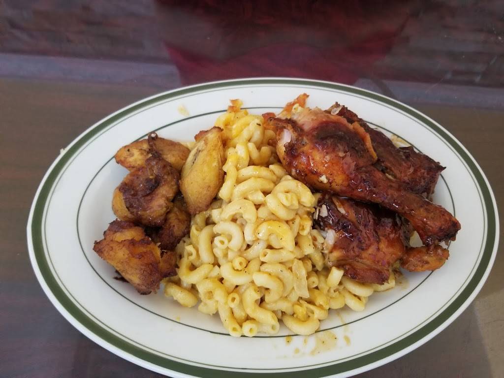 La Playa | restaurant | 87-16 Rockaway Beach Blvd, Far Rockaway, NY 11693, USA | 7183188435 OR +1 718-318-8435