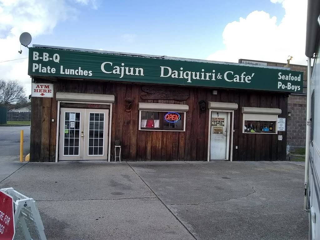 Cajun Daiquiri & Cafe | restaurant | 2446 Barataria Blvd, Marrero, LA 70072, USA | 5043493410 OR +1 504-349-3410
