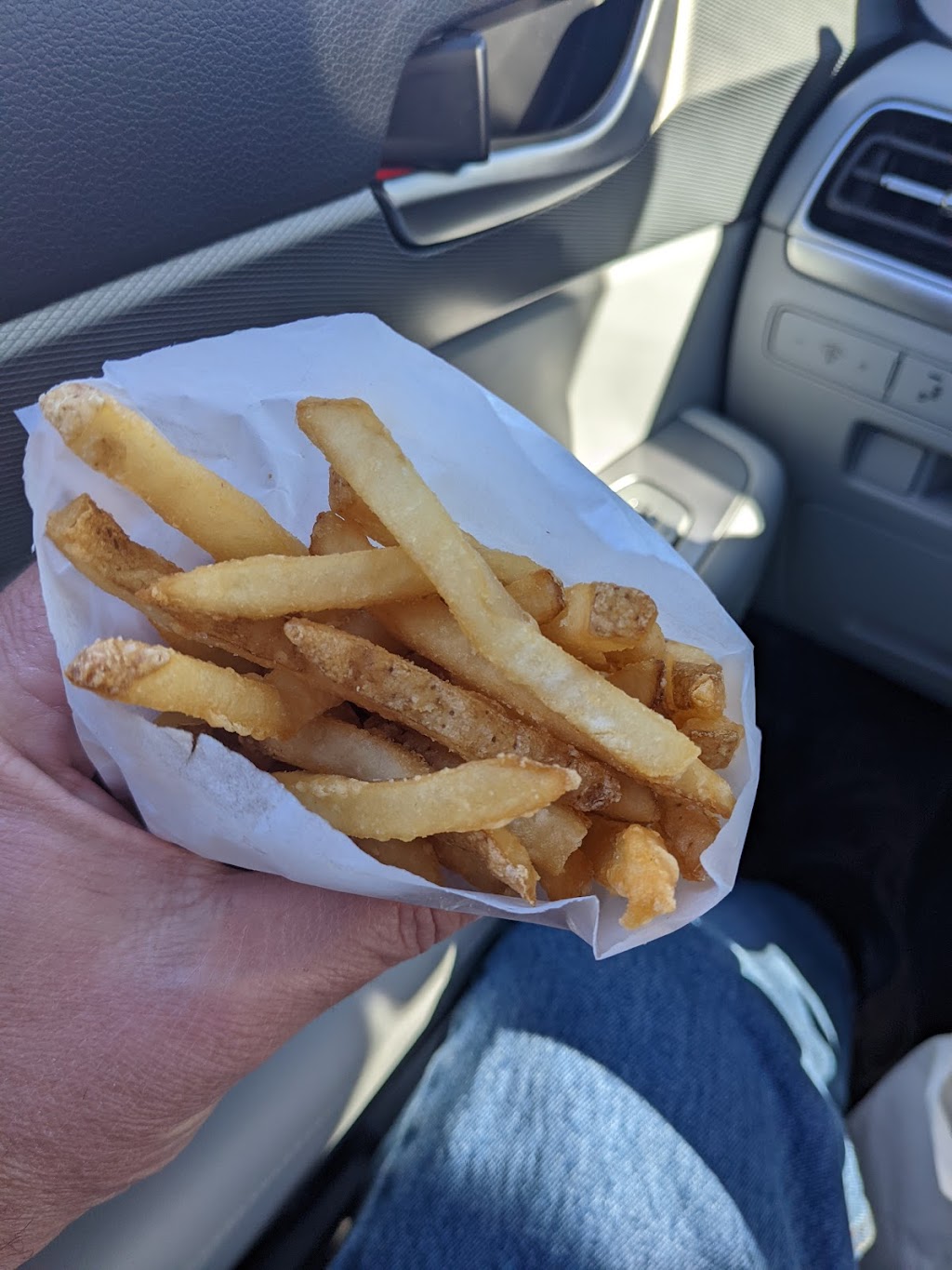 Woo Woo Burgers | restaurant | 7221 W Ray Rd, Chandler, AZ 85226, USA | 4806585563 OR +1 480-658-5563