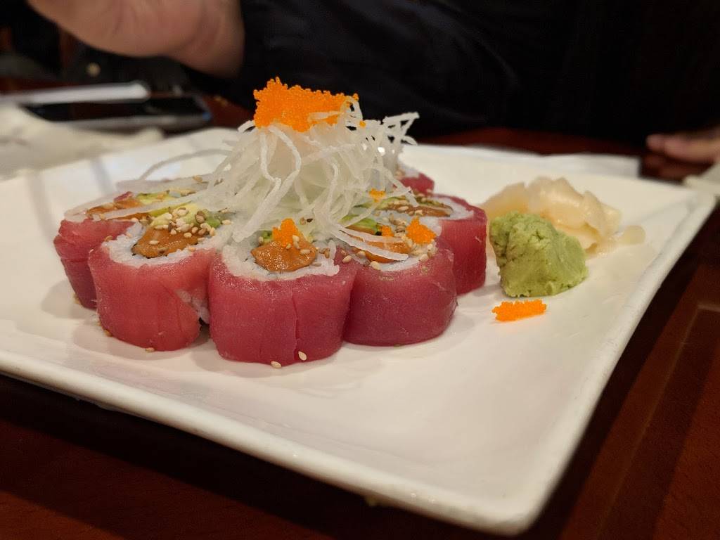 Minami Sushi | restaurant | 699 Lewelling Blvd # 142, San Leandro, CA 94579, USA | 5104834835 OR +1 510-483-4835