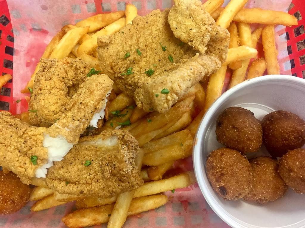 Catfish Station- Beechnut | restaurant | 7903 Beechnut St, Houston, TX 77074, USA | 8329684016 OR +1 832-968-4016
