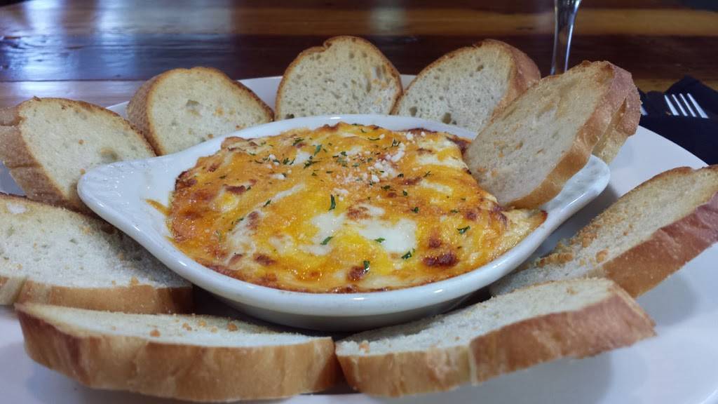 By The Docks Seafood Restaurant | restaurant | 3321 Eastern Blvd, Middle River, MD 21220, USA | 4106861188 OR +1 410-686-1188