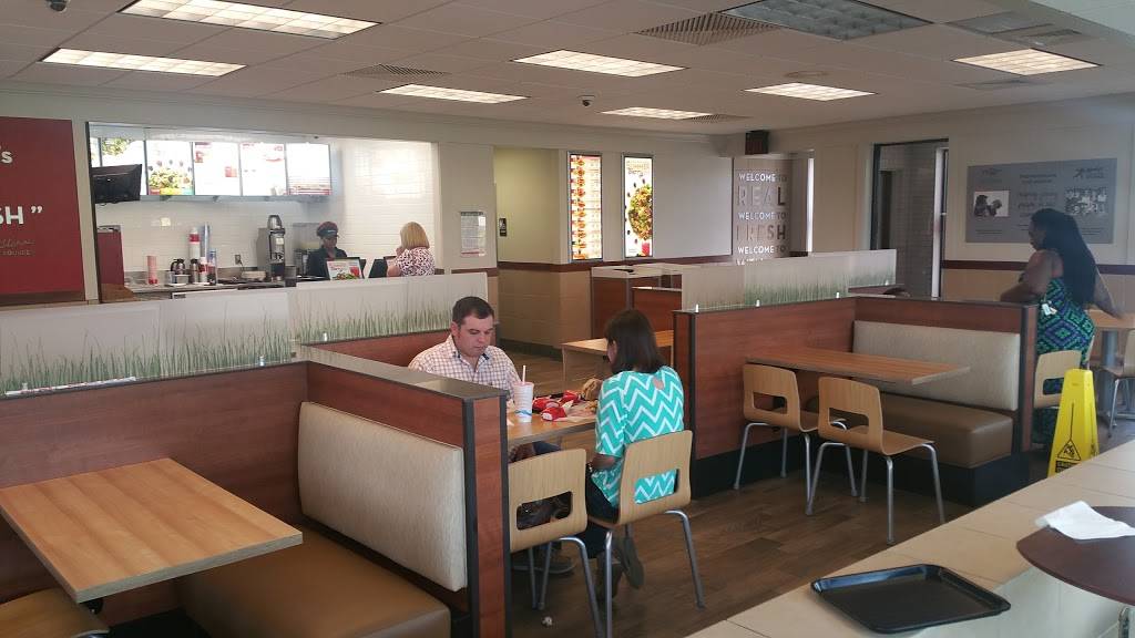 Wendys | restaurant | 10401 US-441, Leesburg, FL 34788, USA | 3527280020 OR +1 352-728-0020