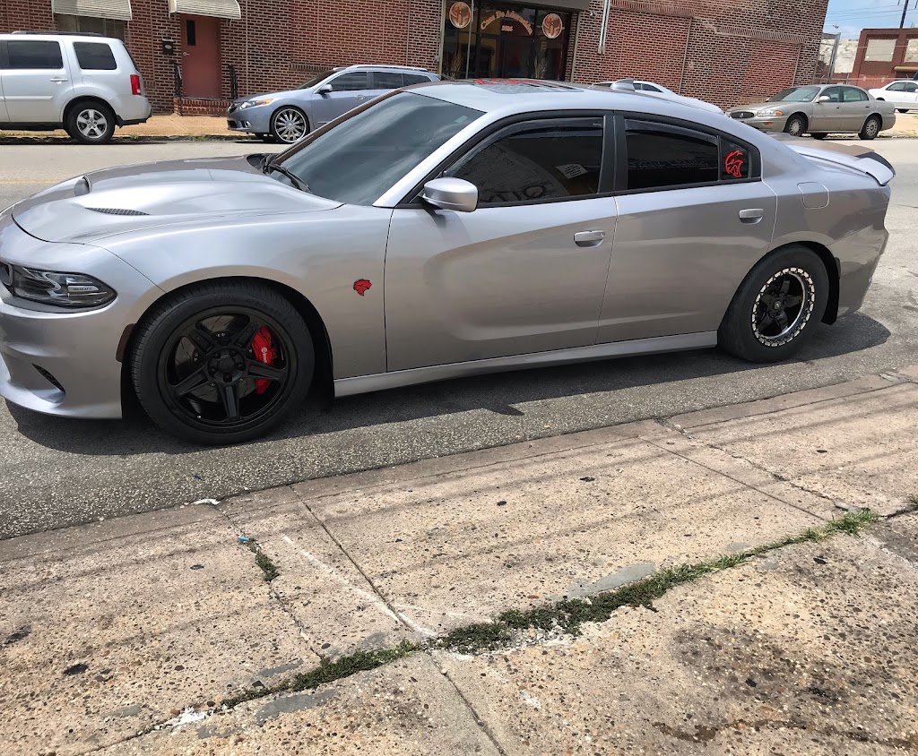 Bobs Crab House | restaurant | 301 W Allegheny Ave, Philadelphia, PA 19133, USA | 2154252110 OR +1 215-425-2110