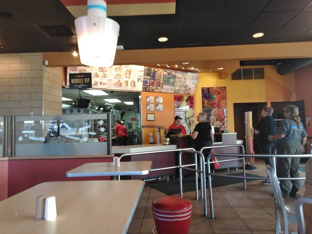 Taco Bell | meal takeaway | 1191 U.S. 31 N, Petoskey, MI 49770, USA | 2313485965 OR +1 231-348-5965