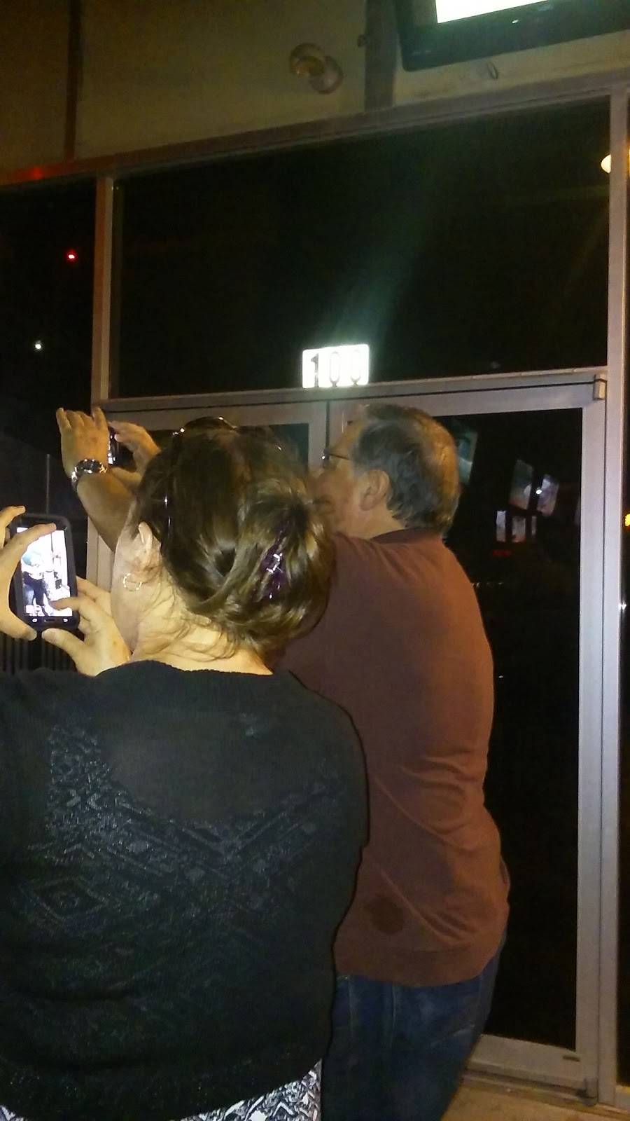 Joke Joint Comedy Showcase | restaurant | 12802 Gulf Fwy, Houston, TX 77034, USA | 2814811188 OR +1 281-481-1188