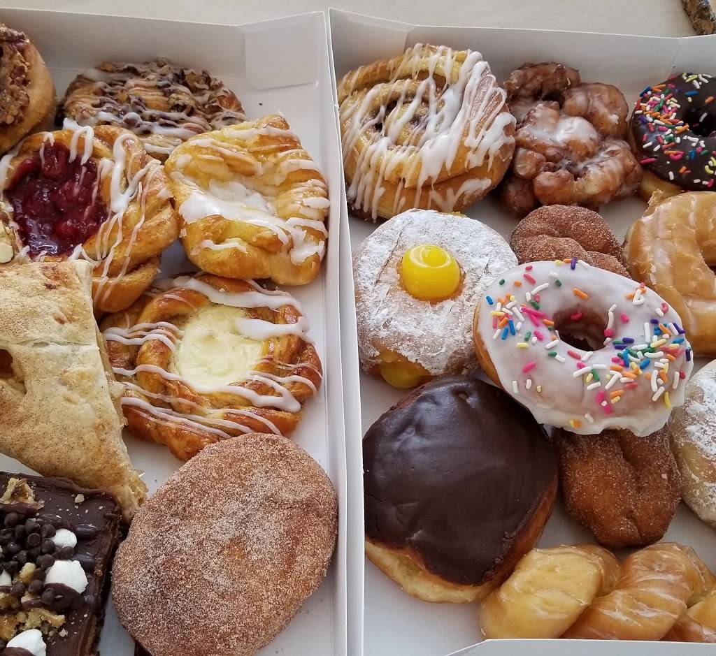 The Garrett House | restaurant | 4352 Soco Rd, Maggie Valley, NC 28751, USA | 8289441004 OR +1 828-944-1004