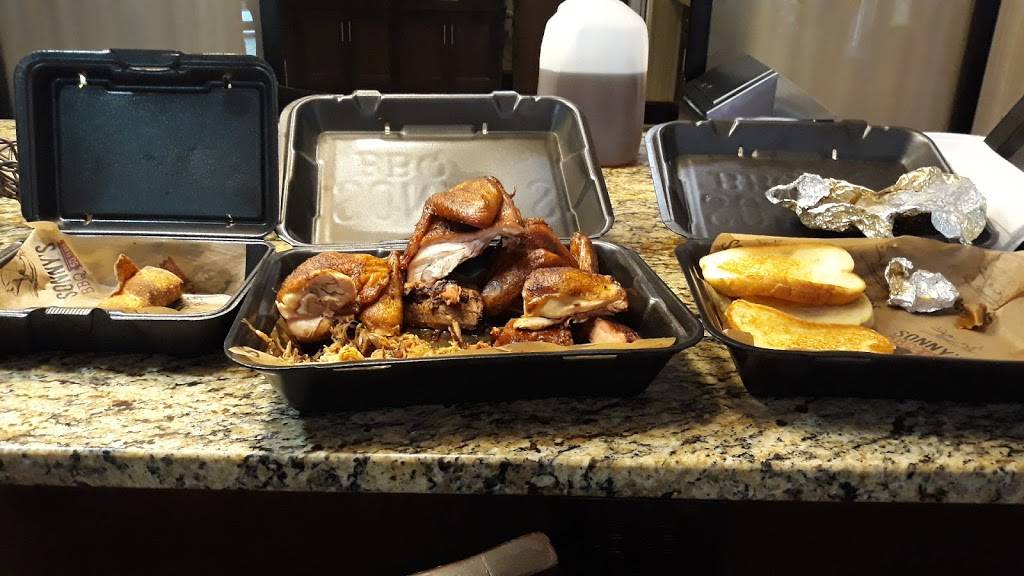 Sonnys BBQ | restaurant | 30975 US-441, Commerce, GA 30529, USA | 7063354741 OR +1 706-335-4741