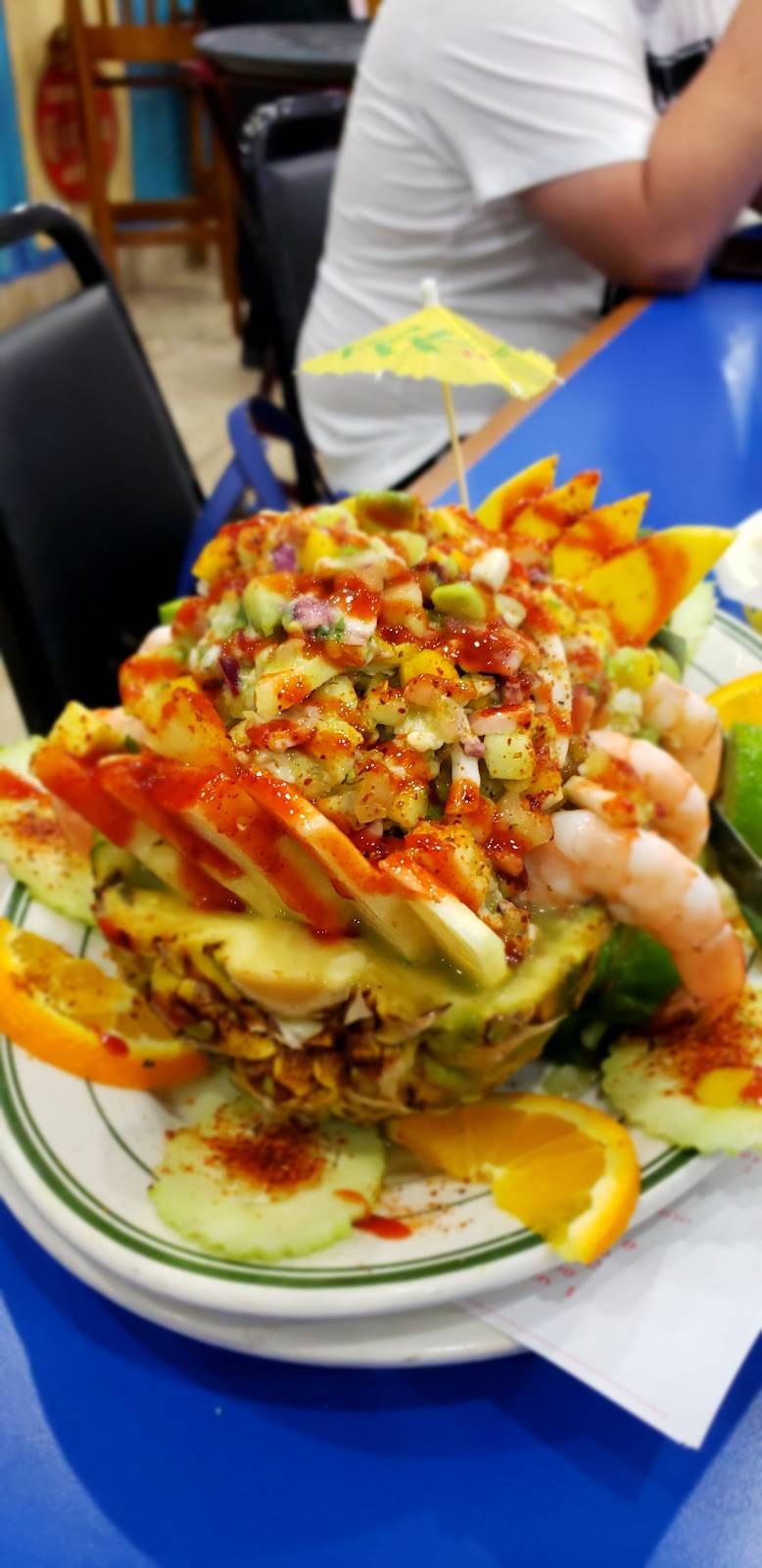 El Bucanero | restaurant | 8300 Marbach Rd, San Antonio, TX 78227, USA | 2106457337 OR +1 210-645-7337