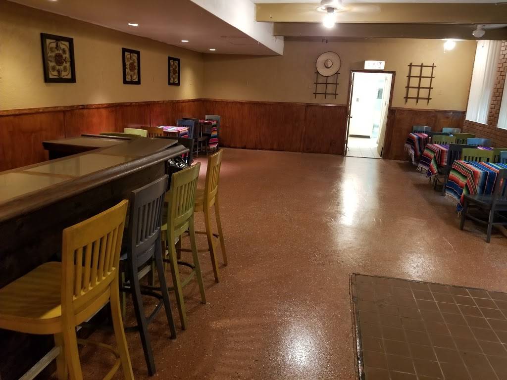 Hacienda Xalisco Restaurant | restaurant | 3600 Saviers Rd, Oxnard, CA 93033, USA | 8054866060 OR +1 805-486-6060