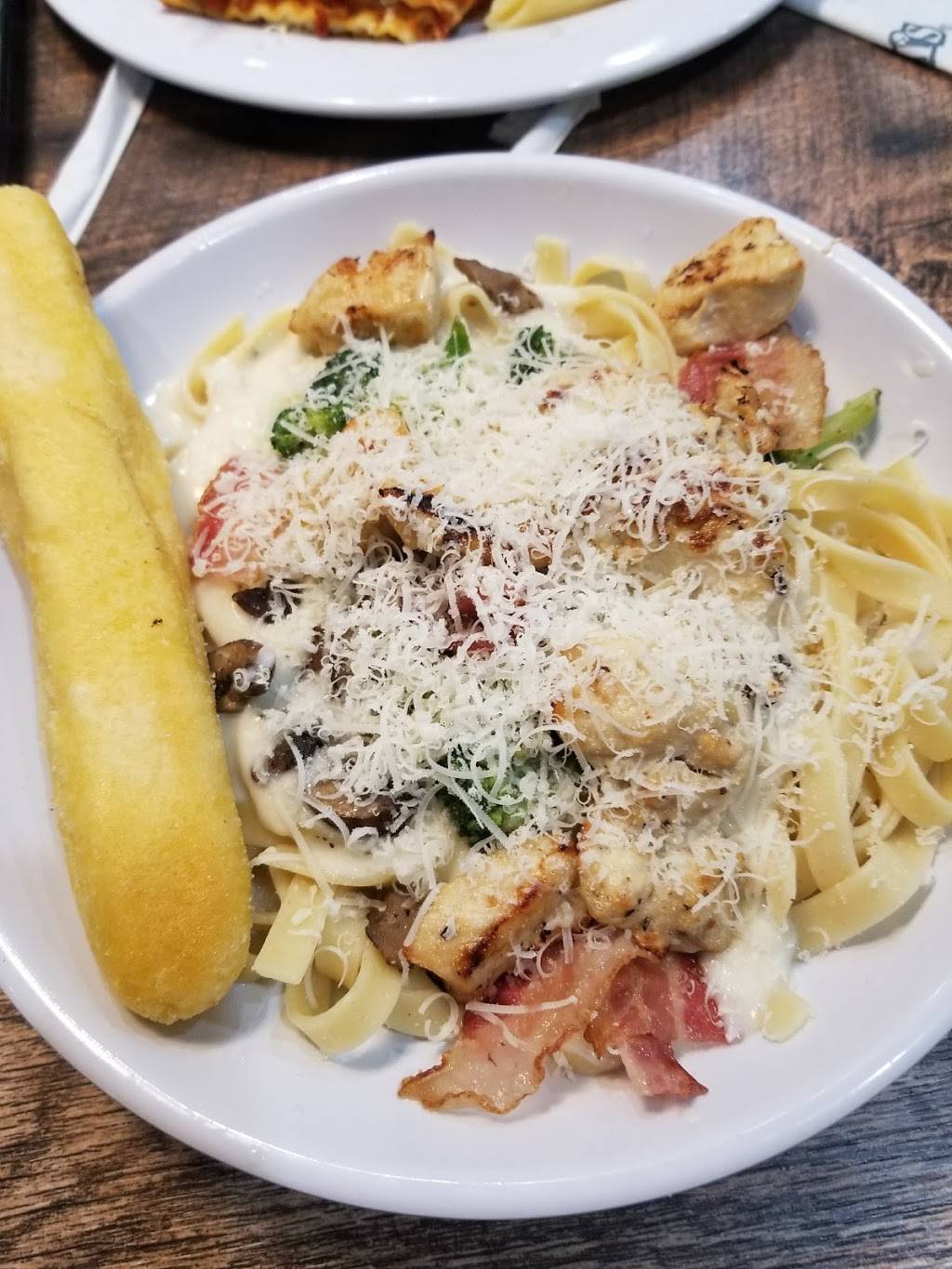 Fazolis | restaurant | 4410 Scatterfield Rd, Anderson, IN 46013, USA | 7656229163 OR +1 765-622-9163