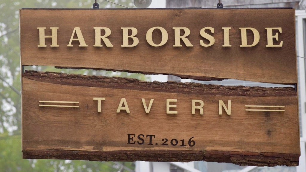 Harborside Tavern | restaurant | 12 Bridge St, Boothbay Harbor, ME 04538, USA | 2076334074 OR +1 207-633-4074
