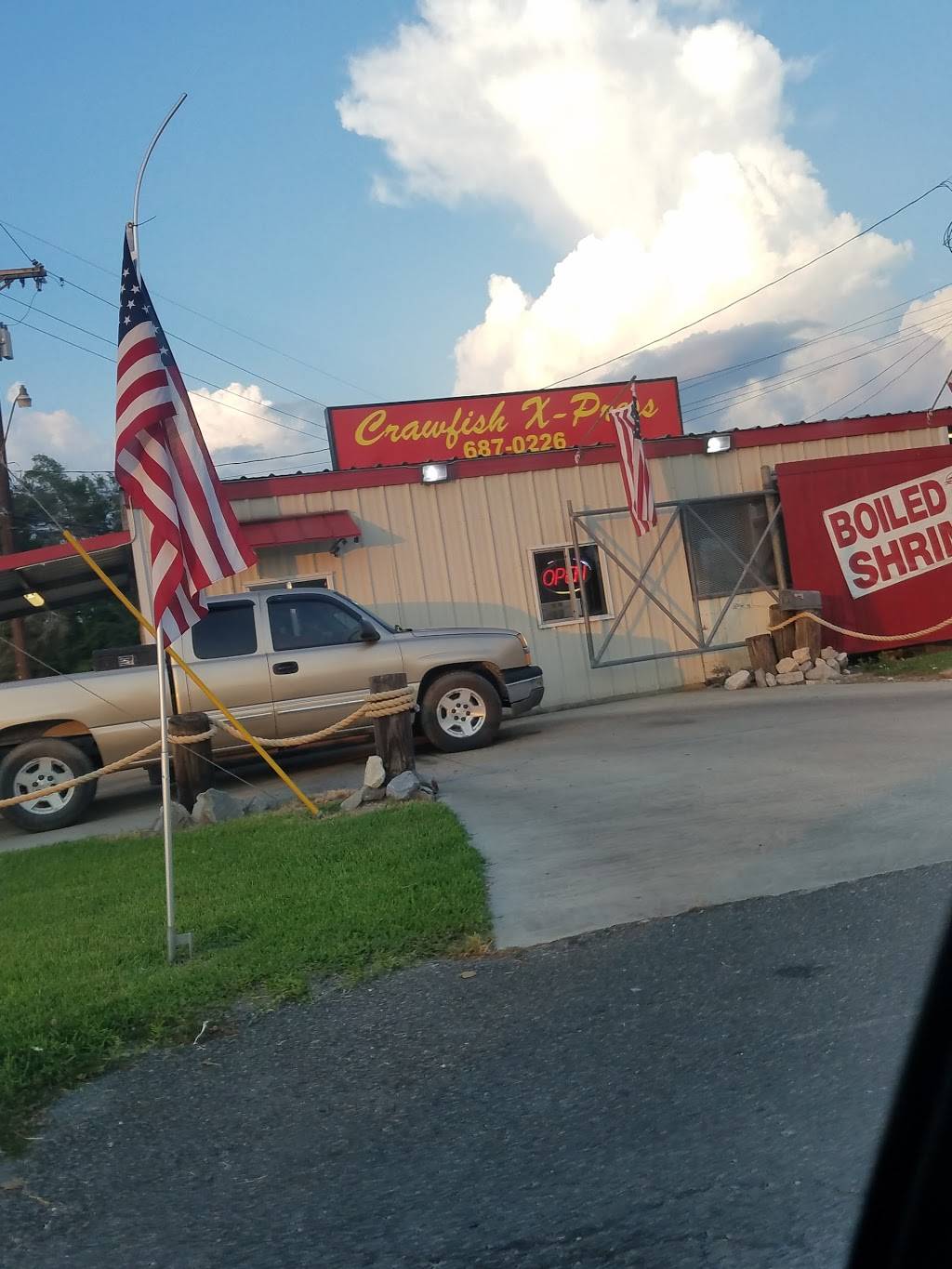 Crawfish Xpress | restaurant | 57965 Laville St, Plaquemine, LA 70764, USA | 2256870226 OR +1 225-687-0226