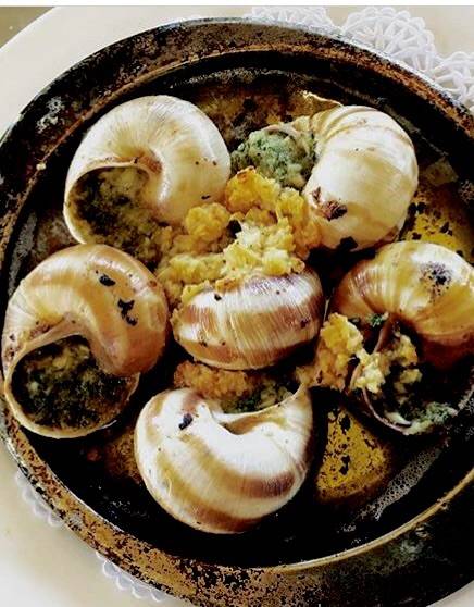 Rive Gauche Cafe | restaurant | 14106 Ventura Blvd, Sherman Oaks, CA 91423, USA | 8189903573 OR +1 818-990-3573